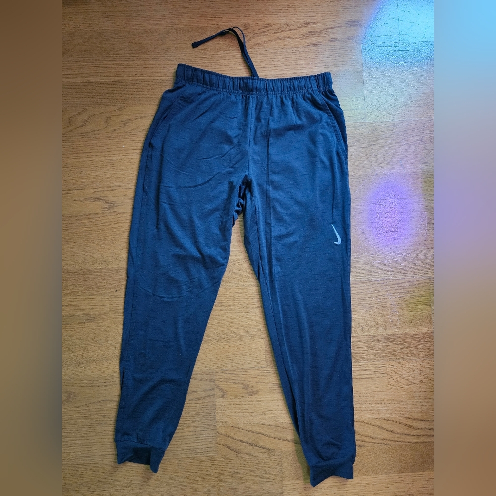 Nike Men's Black Jogger Pants